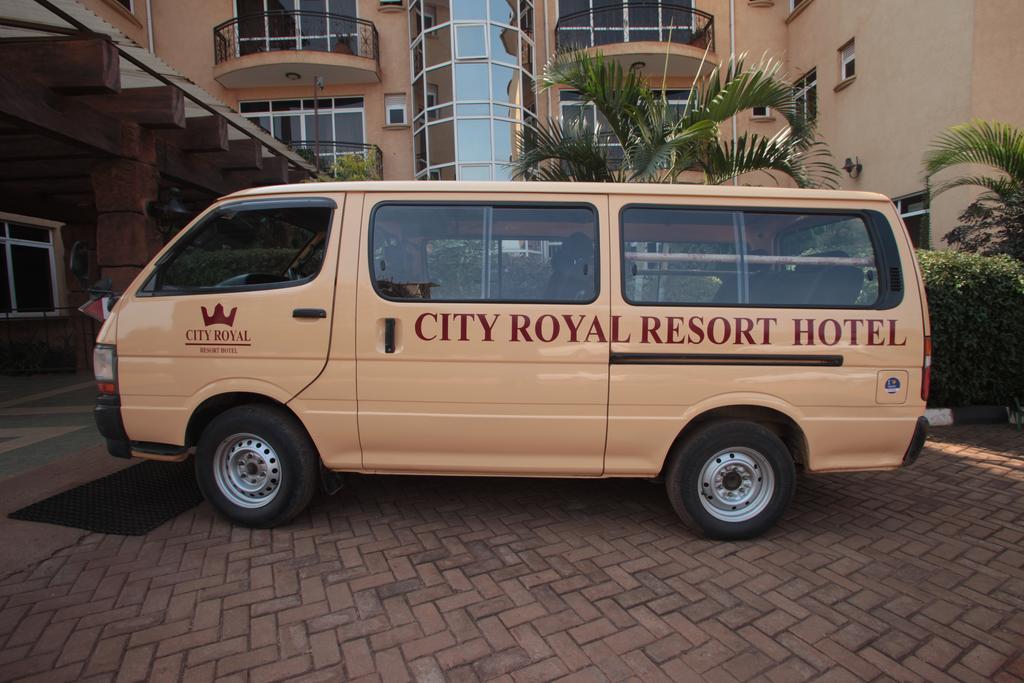 City Royal Resort Hotel Kyambogo  Exterior foto