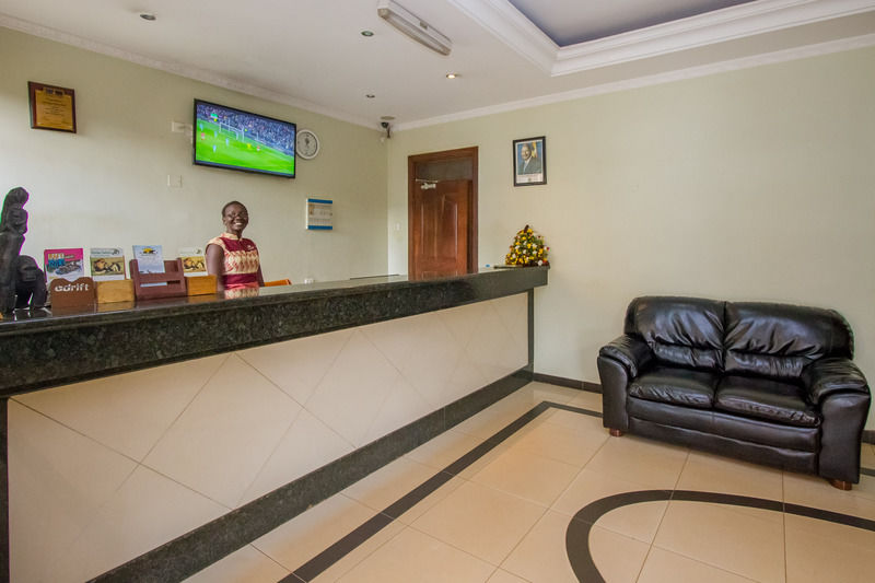 City Royal Resort Hotel Kyambogo  Exterior foto